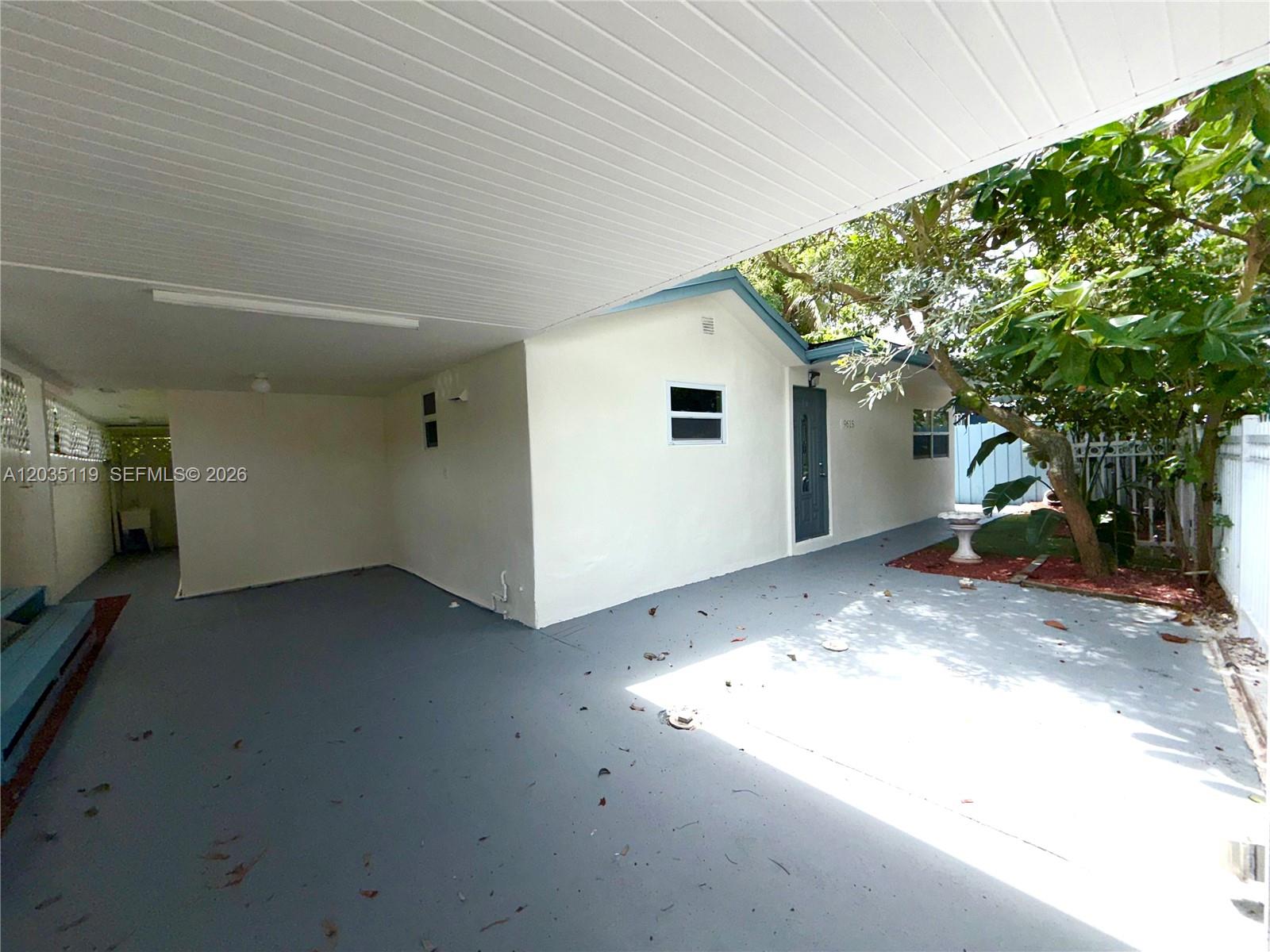 9615 Nw 3rd Avenue Property Photo 14