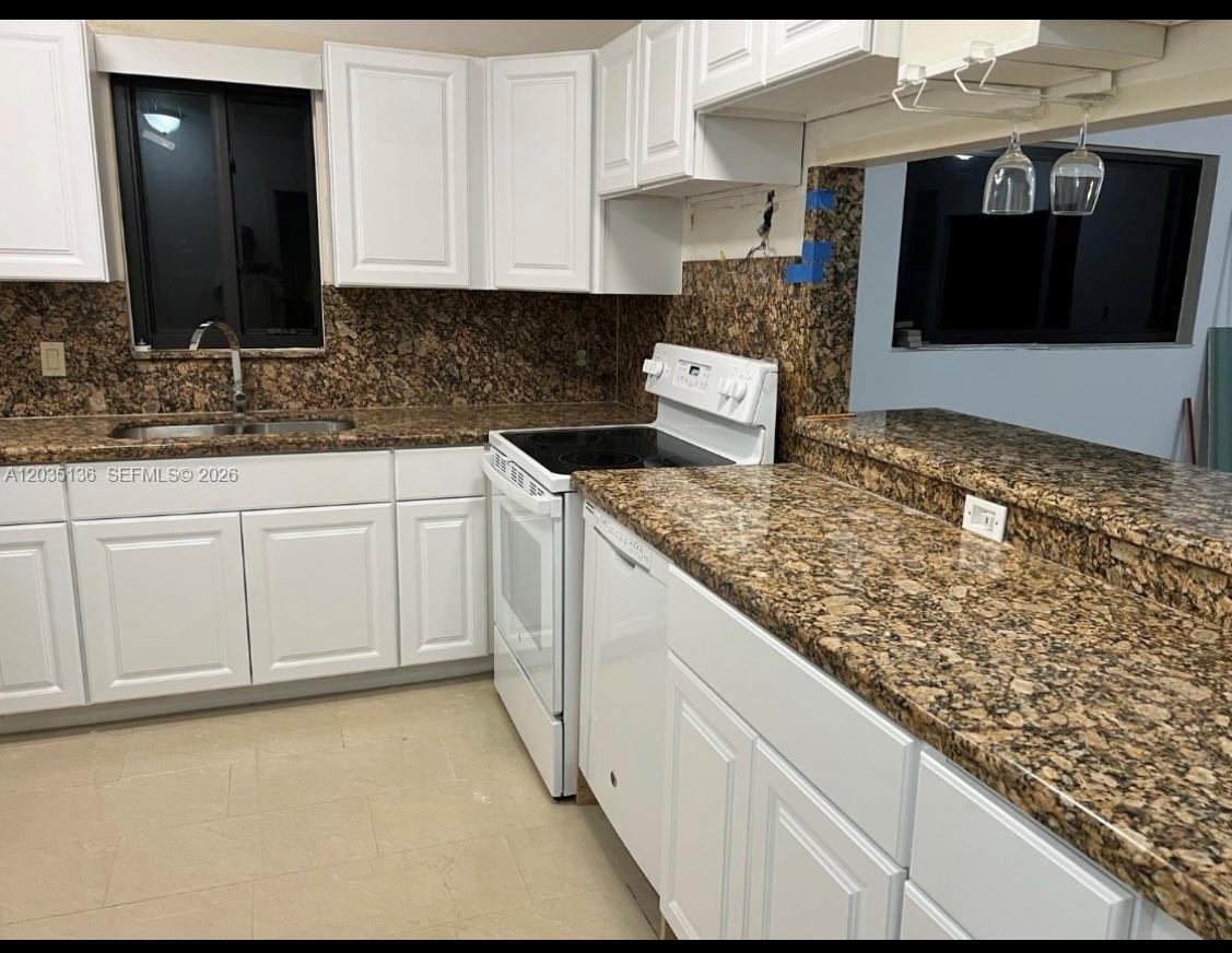 325 Menores Avenue Property Photo 15
