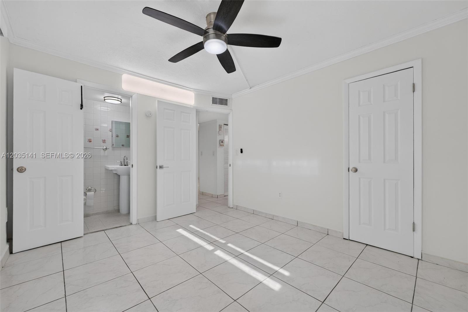 10300 Coral Way C25 Property Photo 19