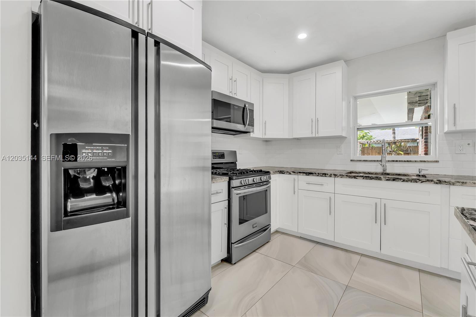 9982 Sw 196th Street Property Photo 11