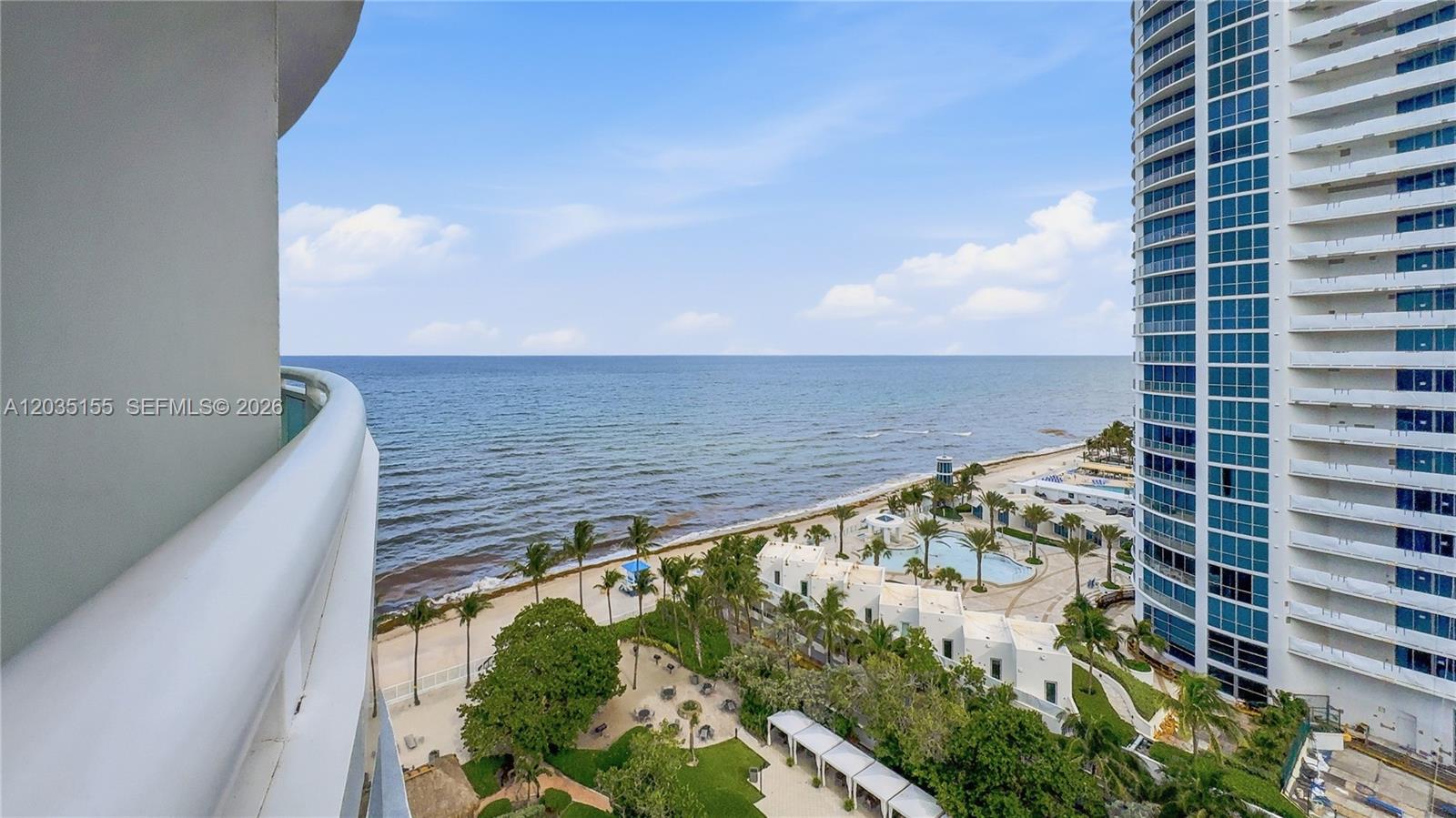 3001 S Ocean Drive 1415 Property Photo 2