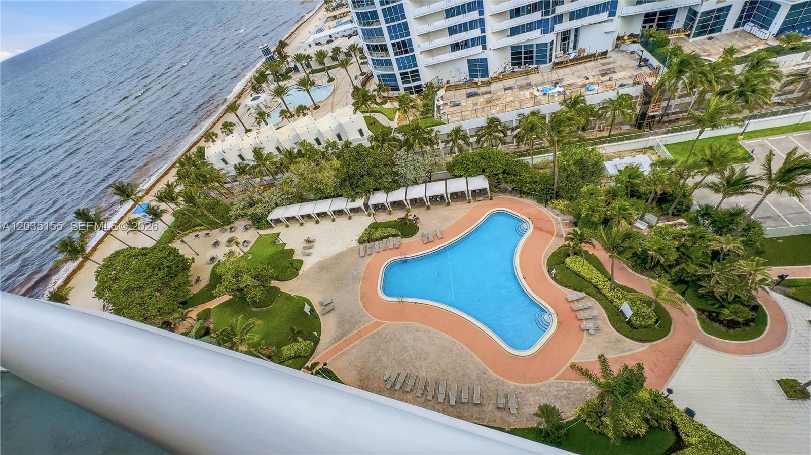 3001 S Ocean Drive 1415 Property Photo 16