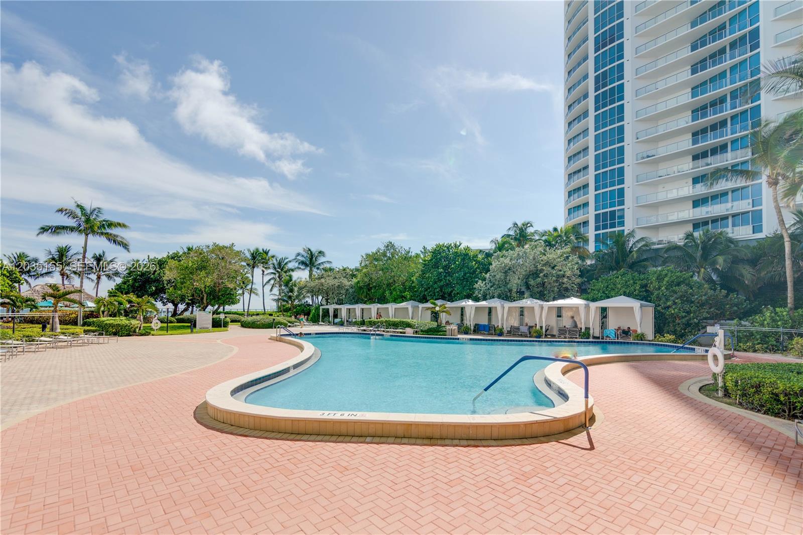 3001 S Ocean Drive 1415 Property Photo 25