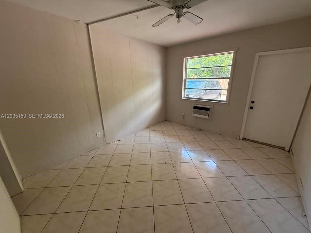 2917 Plunkett Street 15c Property Photo 2