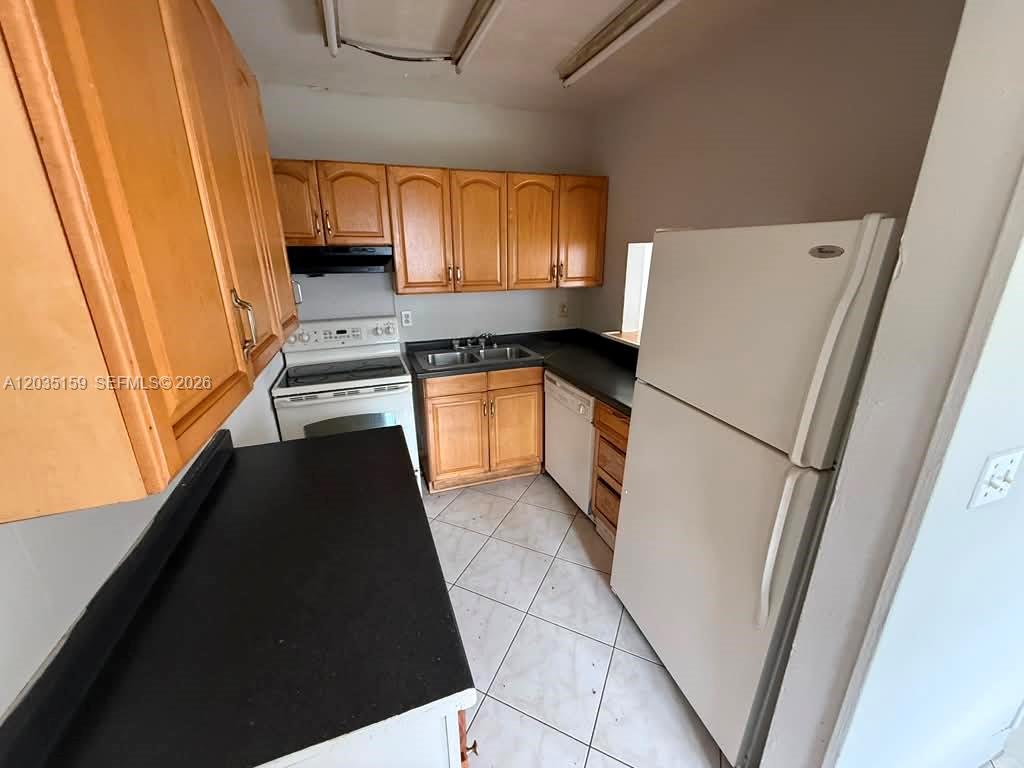 2917 Plunkett Street 15c Property Photo 7