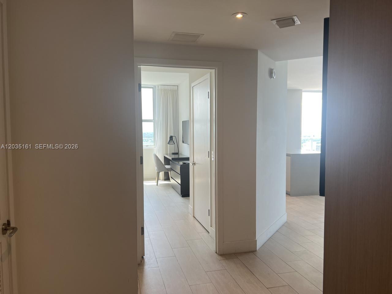 4010 S Ocean Drive R2402 Property Photo 4