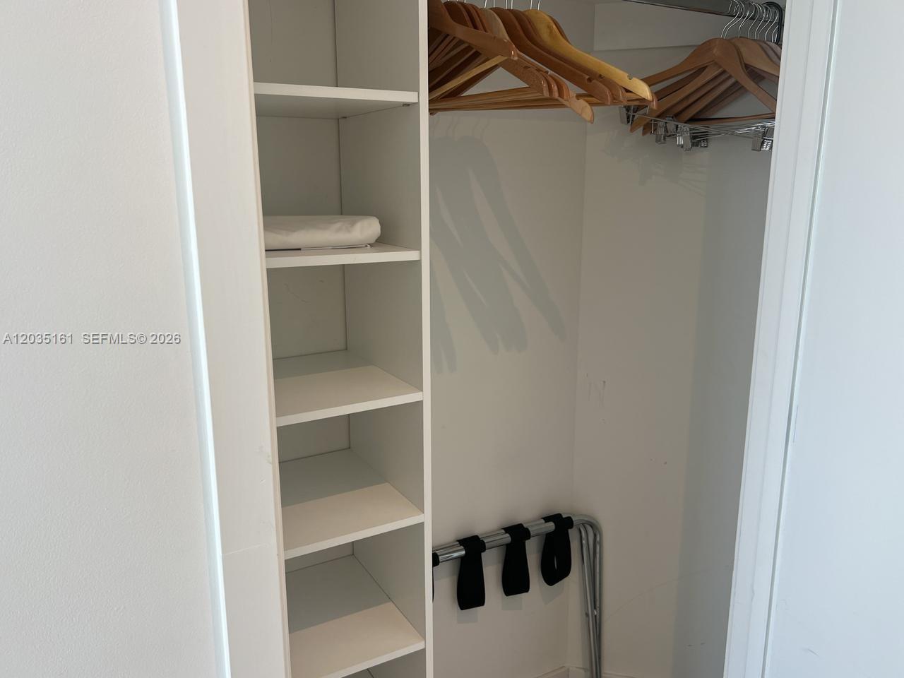 4010 S Ocean Drive R2402 Property Photo 9