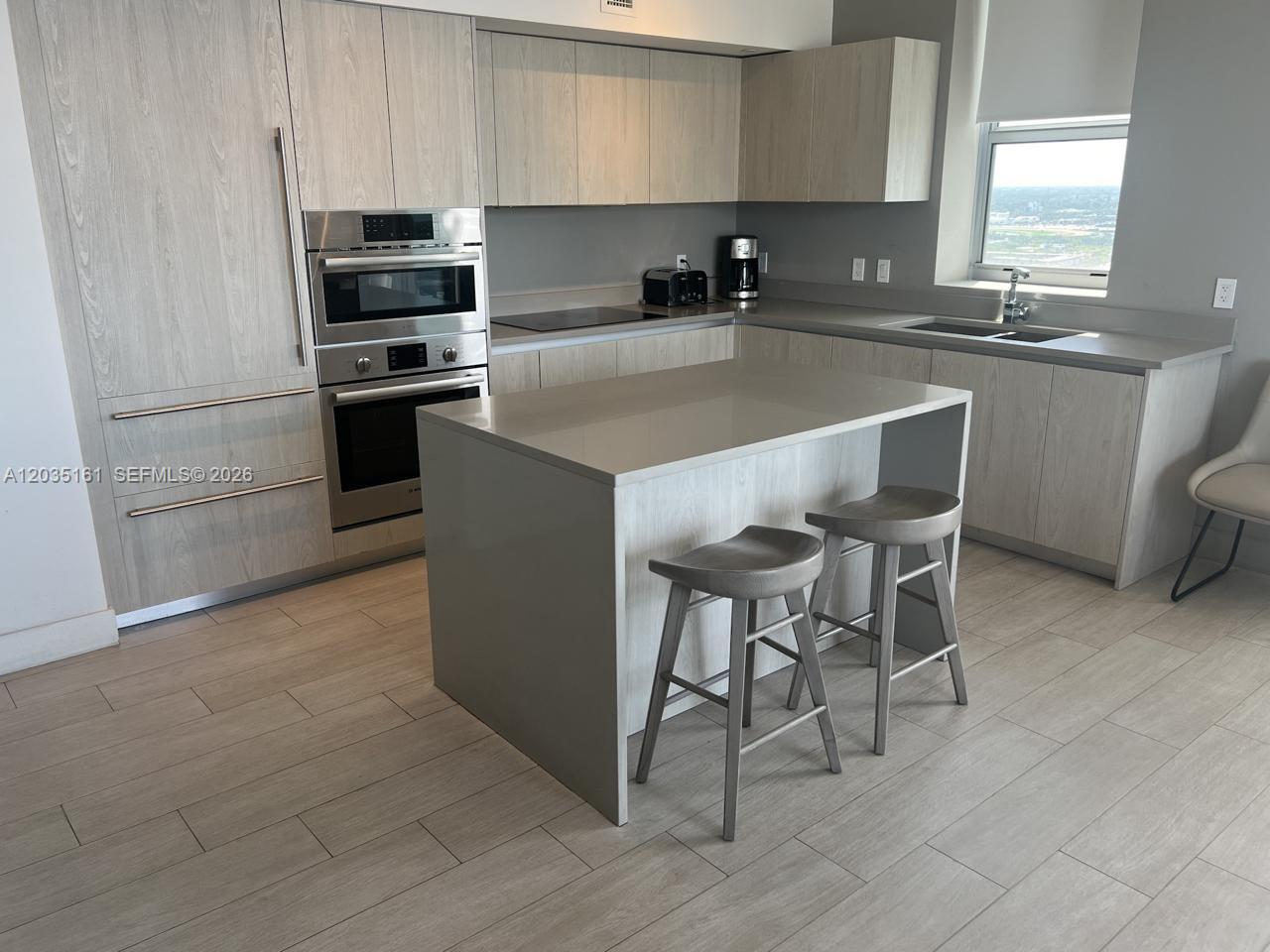 4010 S Ocean Drive R2402 Property Photo 13