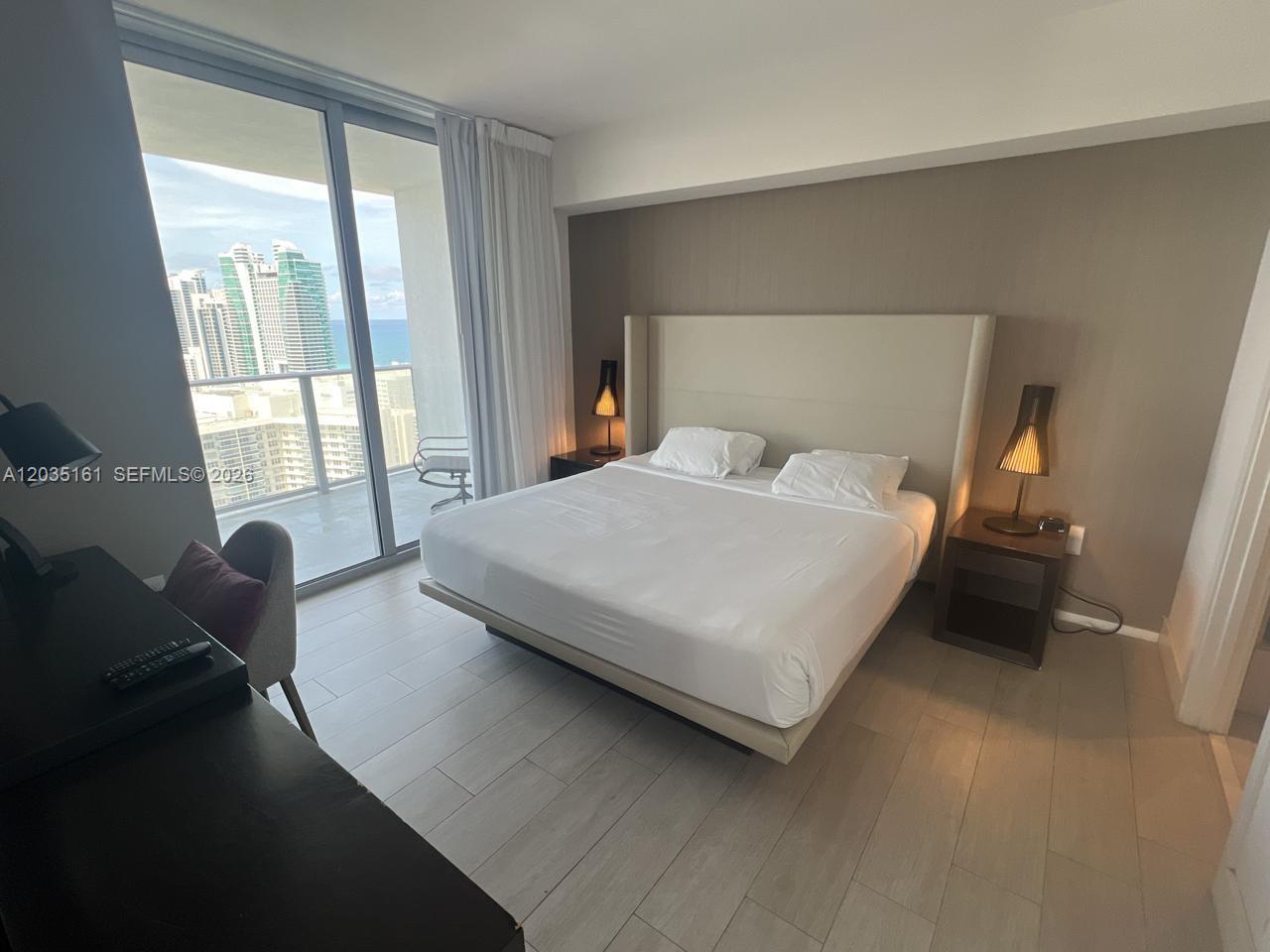 4010 S Ocean Drive R2402 Property Photo 15