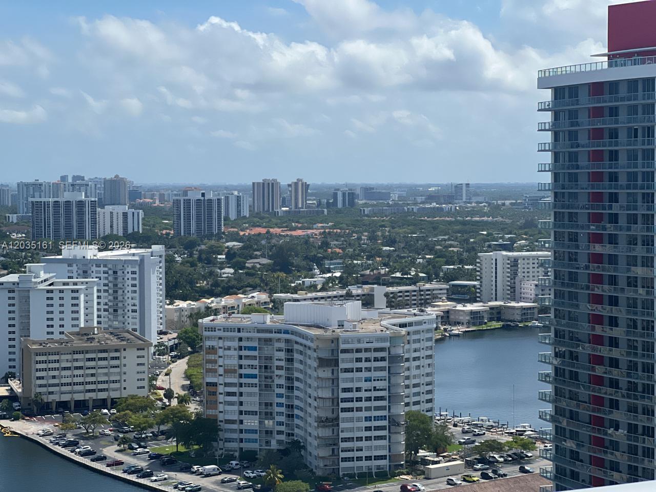 4010 S Ocean Drive R2402 Property Photo 23