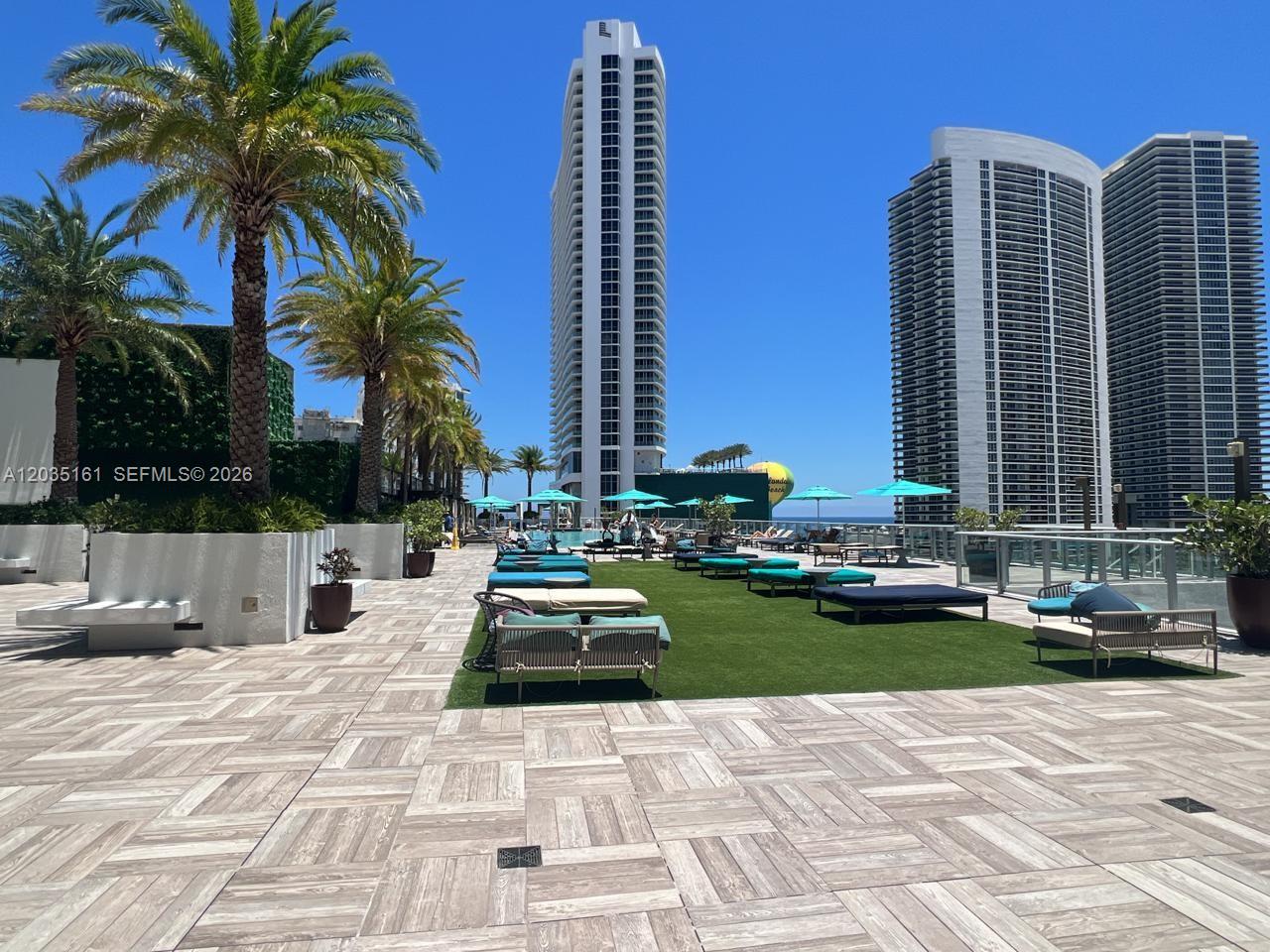 4010 S Ocean Drive R2402 Property Photo 25