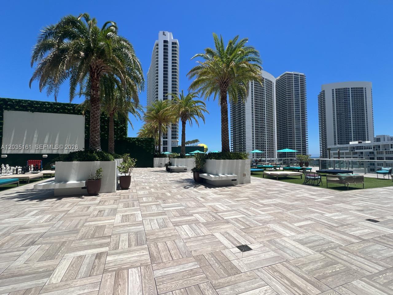 4010 S Ocean Drive R2402 Property Photo 26