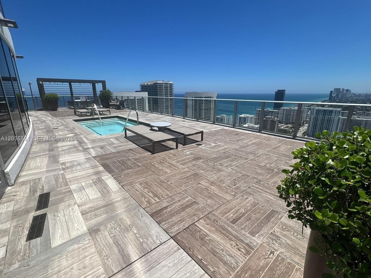 4010 S Ocean Drive R2402 Property Photo 35