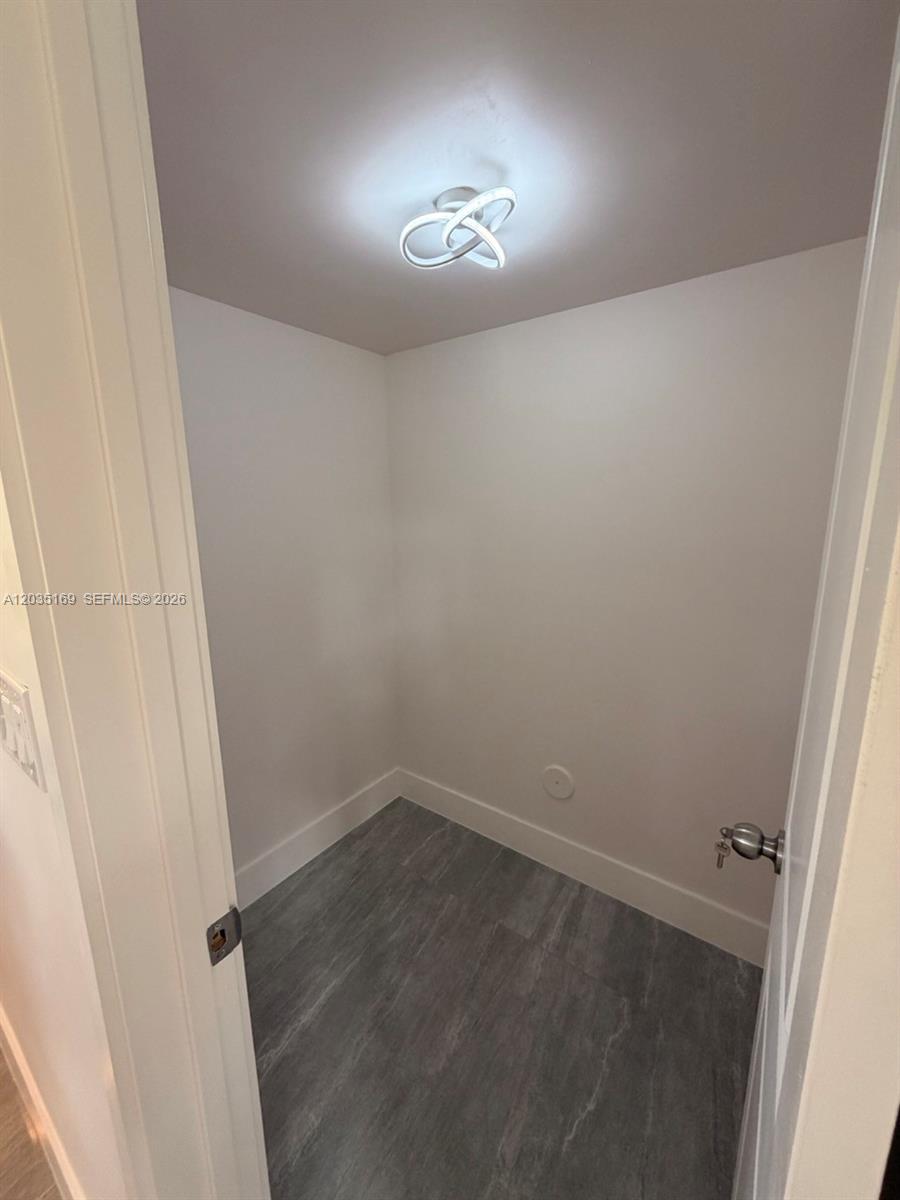 809 Nw 12th Avenue Property Photo 17