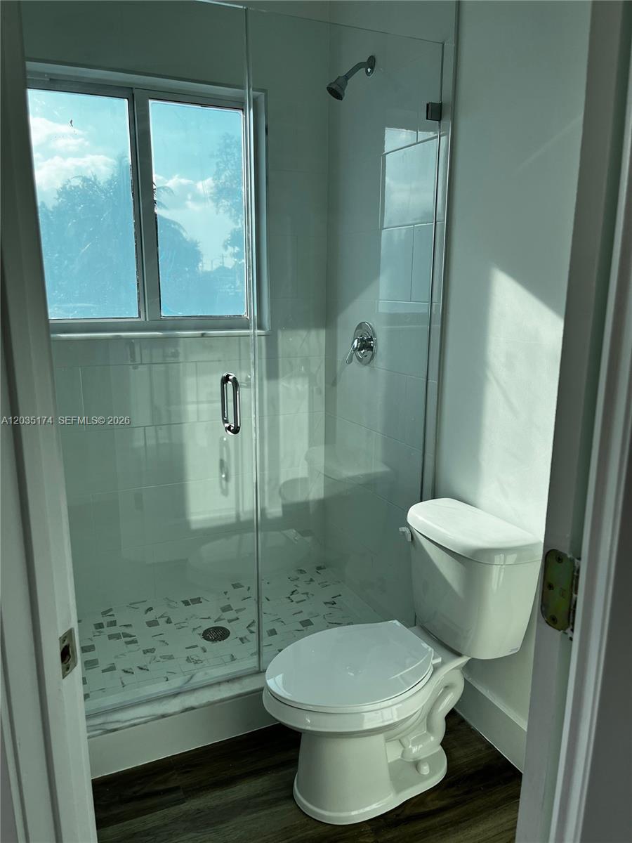 37 Nw 70th Street Property Photo 15