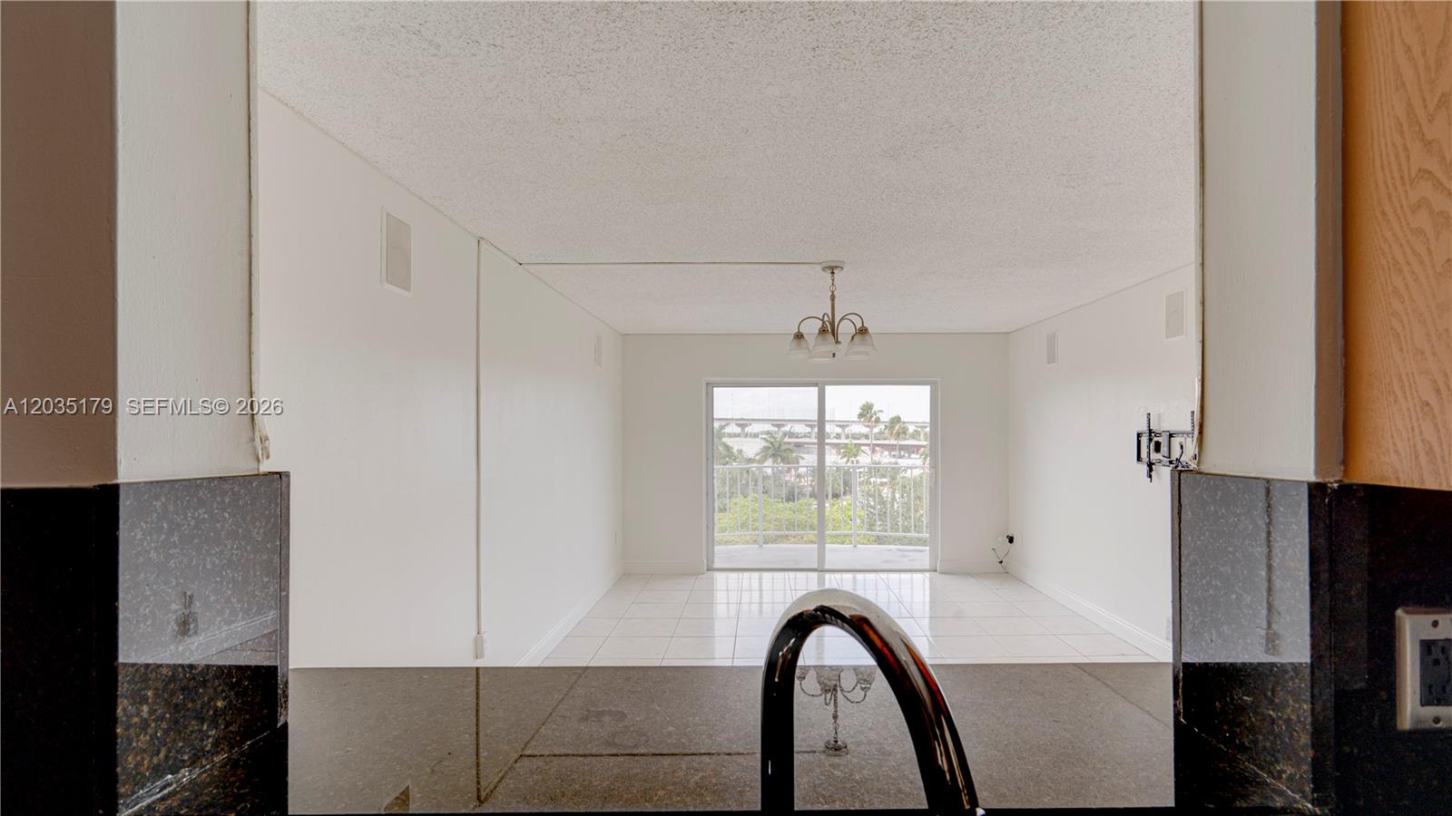 A12035179 Property Photo 18