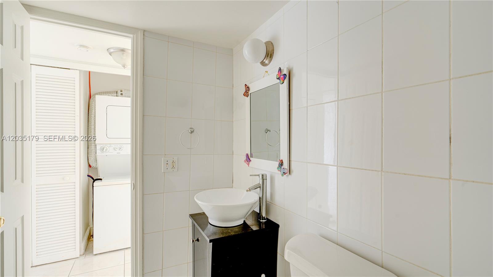 A12035179 Property Photo 25
