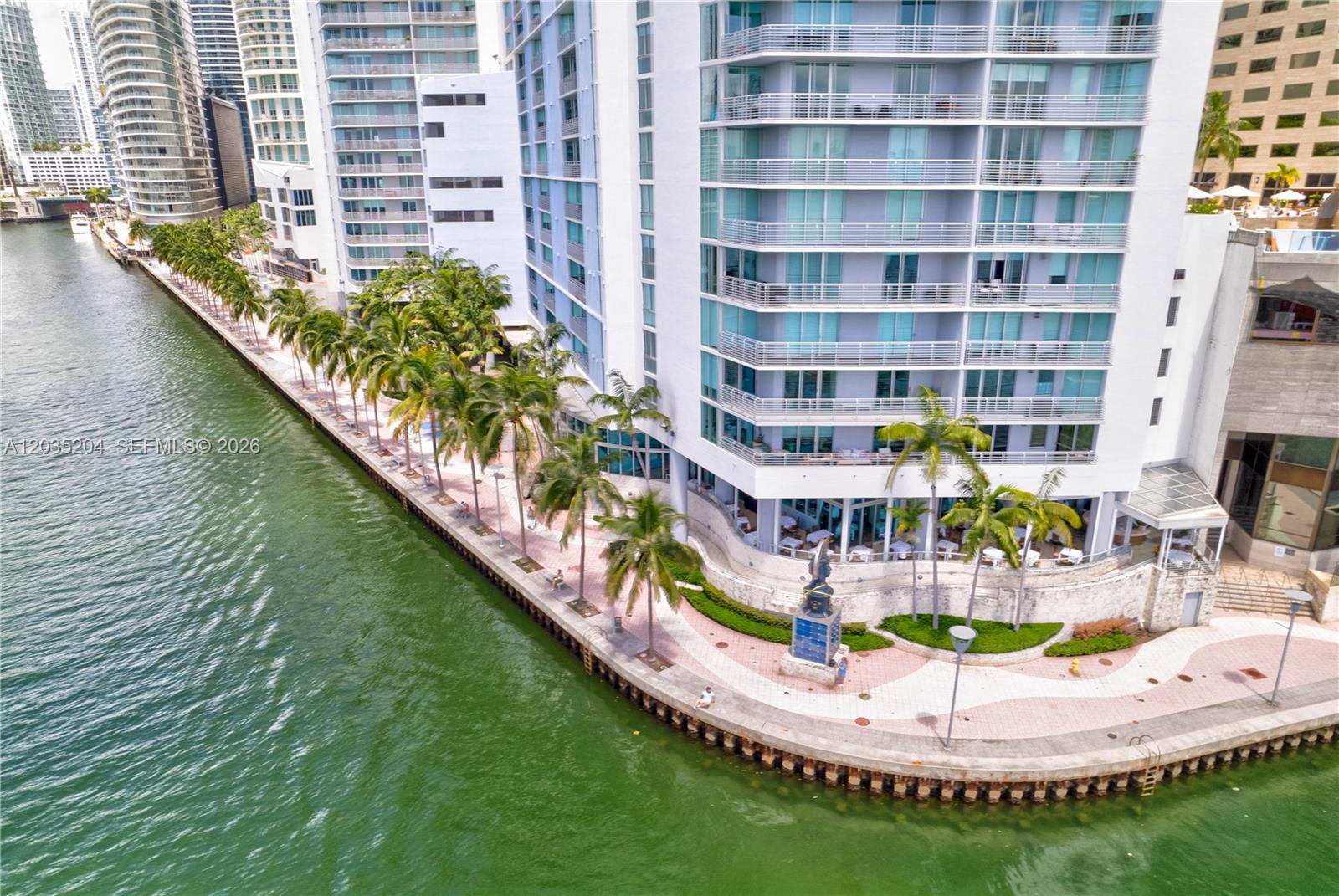 335 S Biscayne Boulevard 3108 Property Photo 4