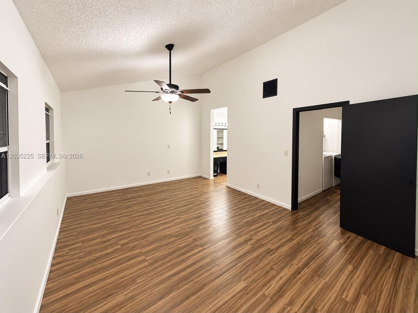 207 Nw 45th Avenue Property Photo 25