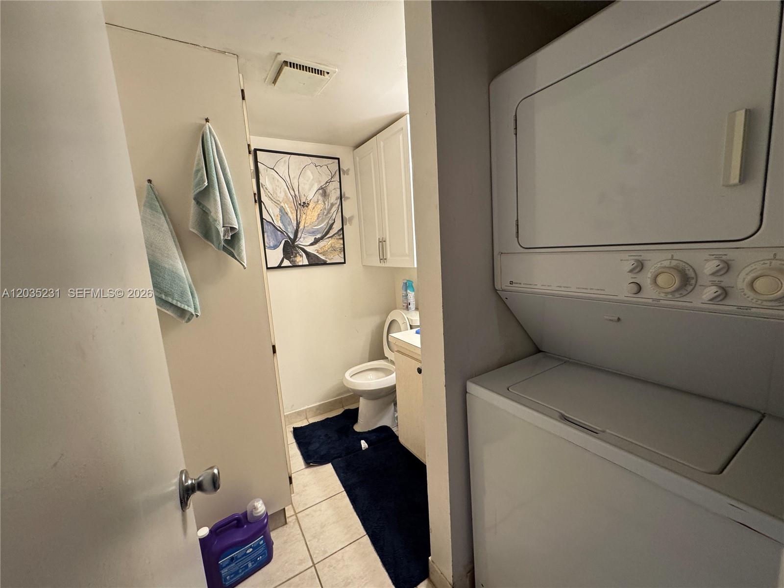 5570 Nw 44th Street 408a Property Photo 5