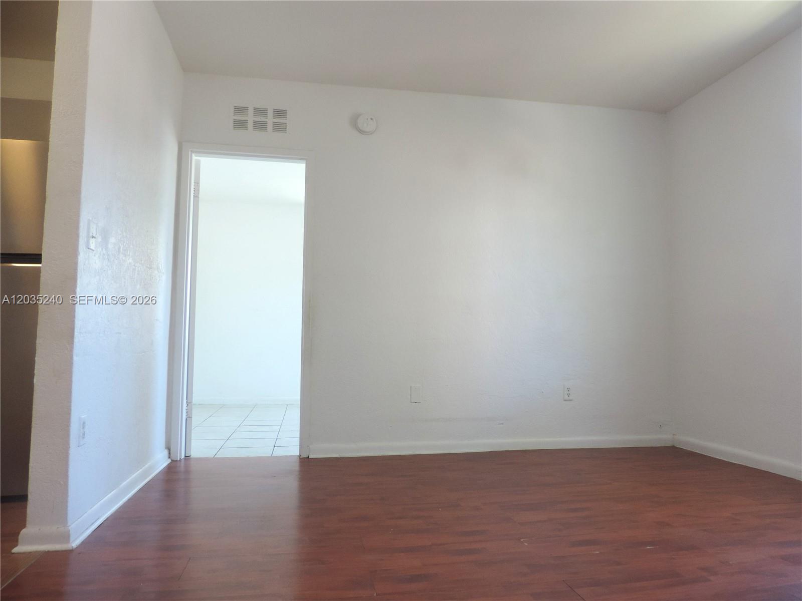 3615 Thomas Avenue 11 Property Photo 7