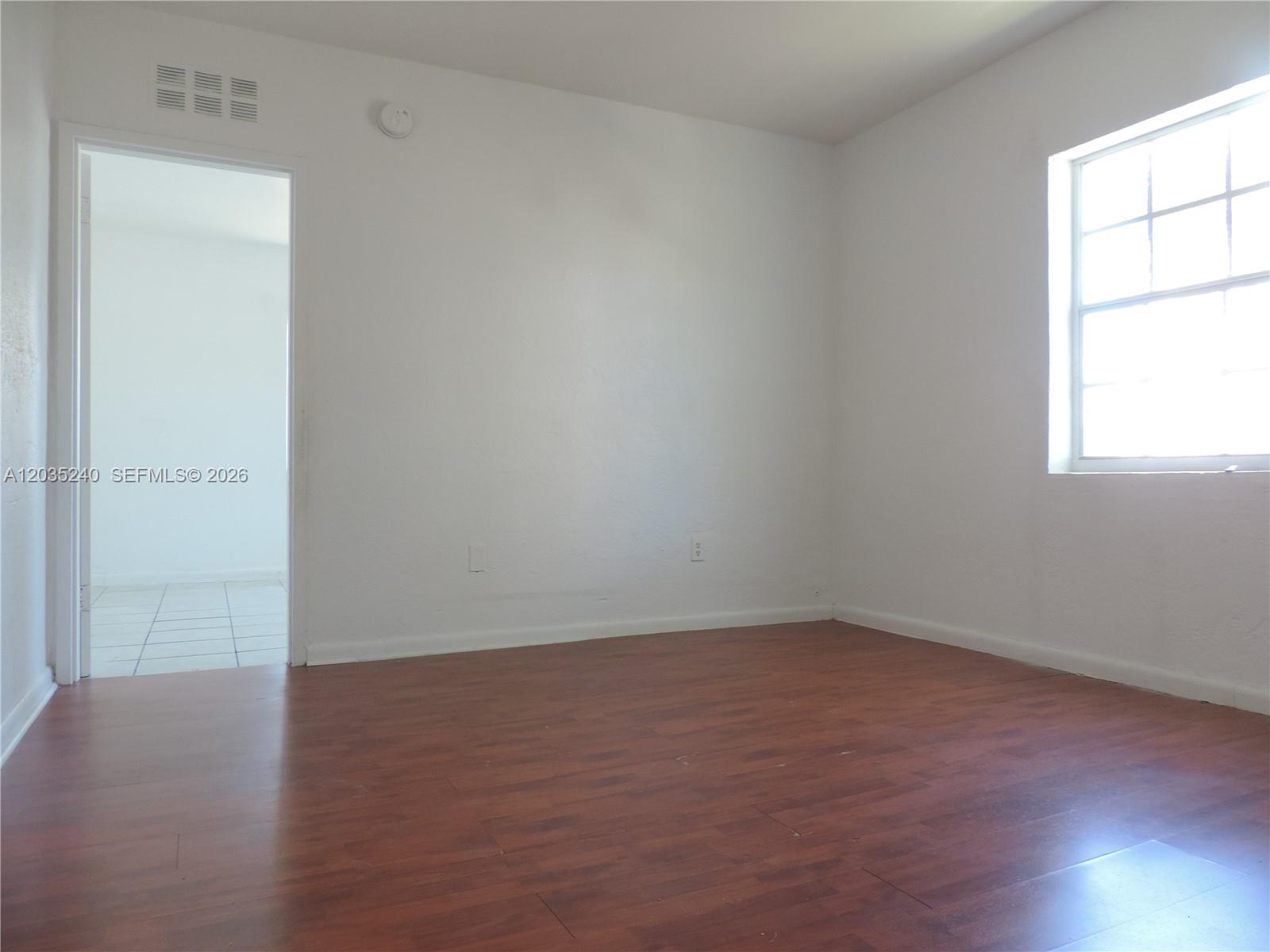 3615 Thomas Avenue 11 Property Photo 9