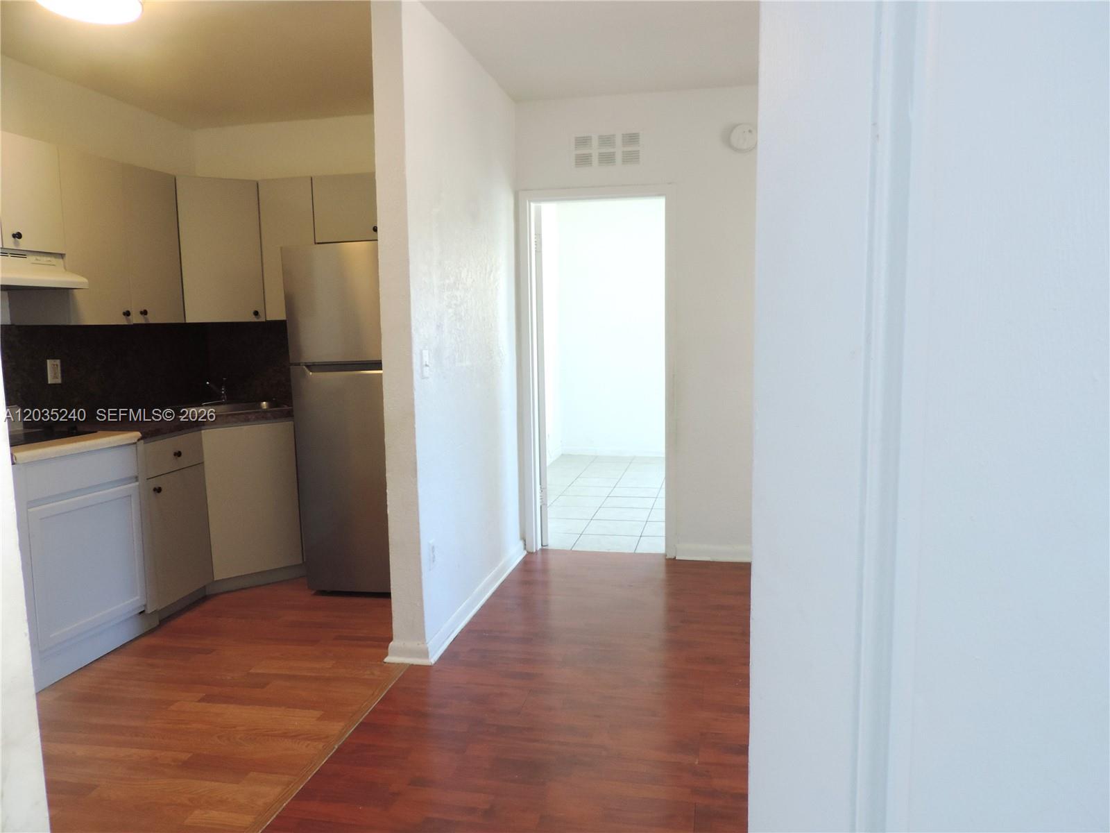 3615 Thomas Avenue 11 Property Photo 10