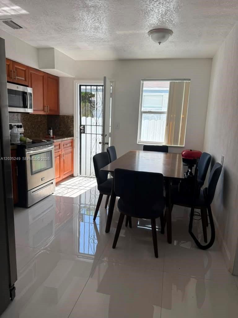 78 Ne 43rd Street 0 Property Photo 13