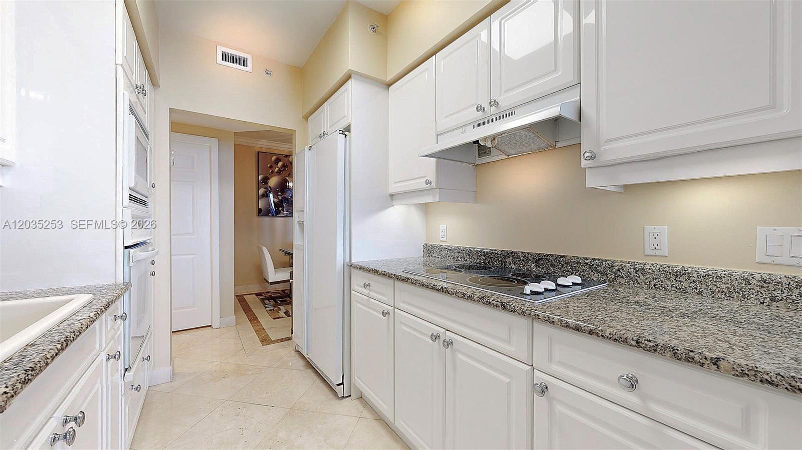 4779 Collins Avenue 2708 Property Photo 24