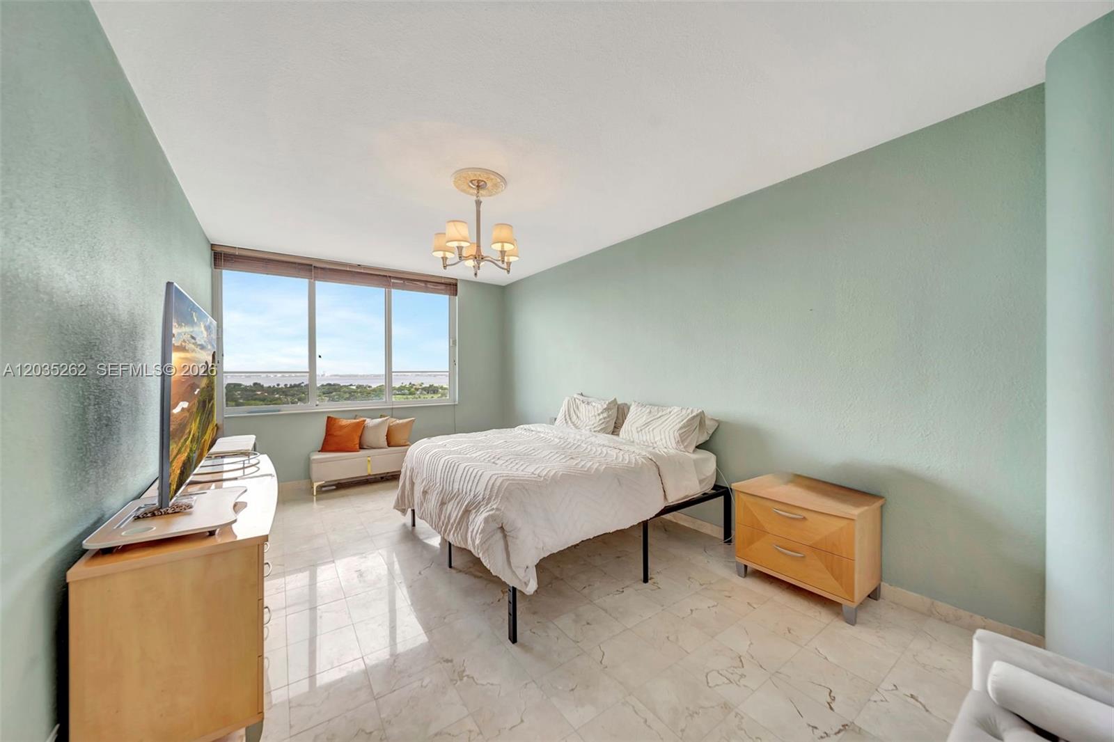 5005 Collins Avenue Ph02 Property Photo 11
