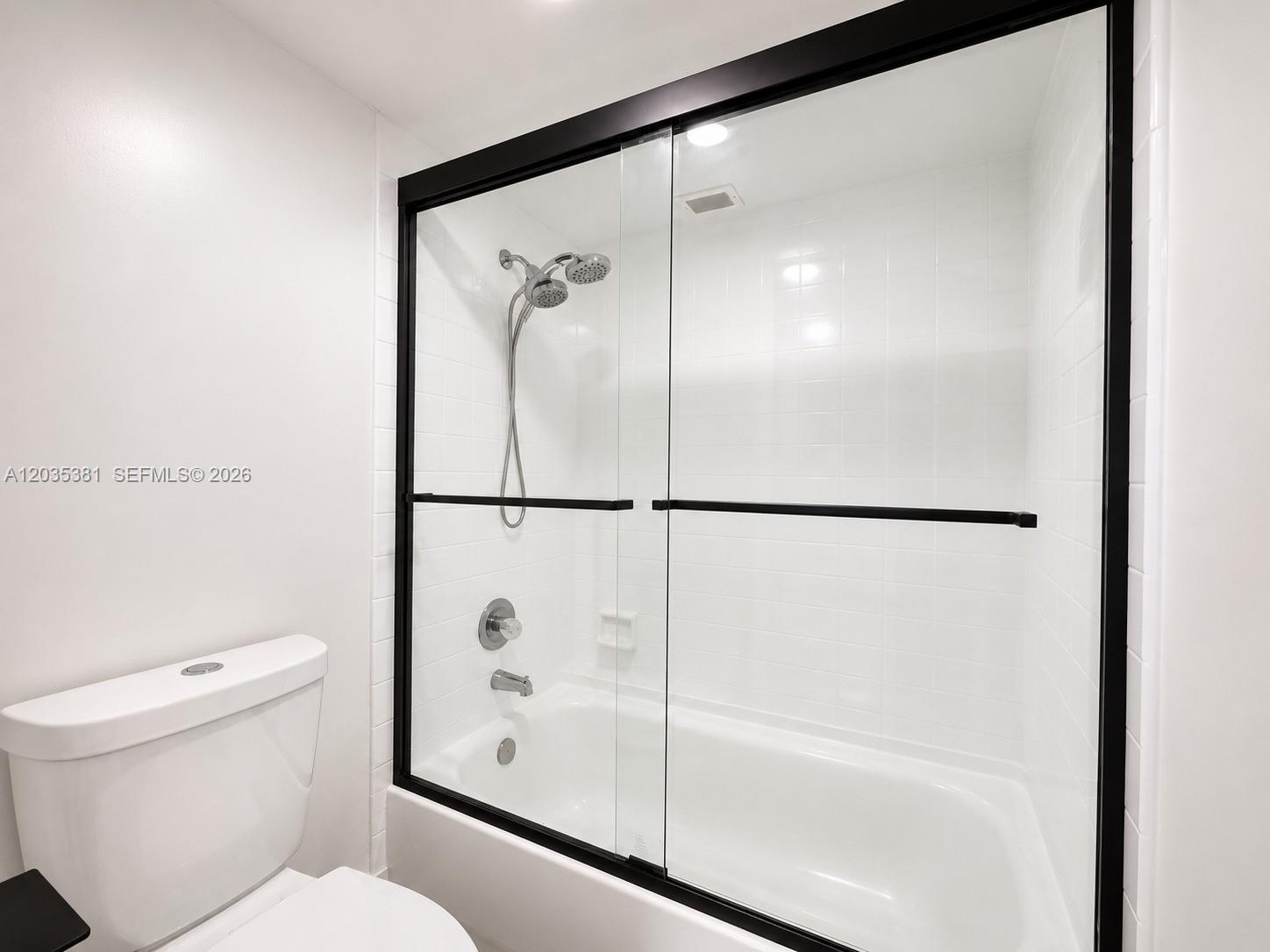 2871 N Ocean Boulevard M126 Property Photo 20