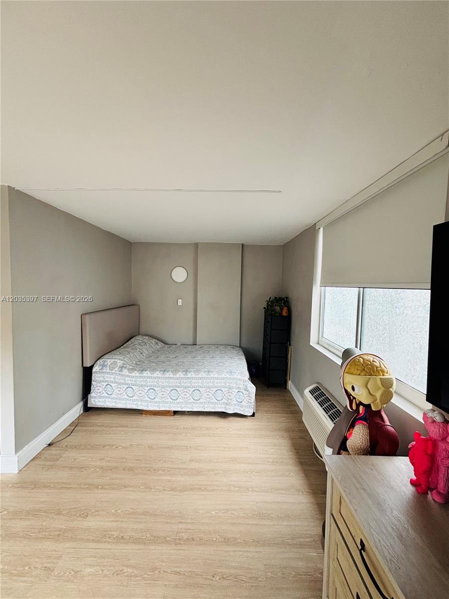 1255 Collins Avenue 208 Property Photo 13