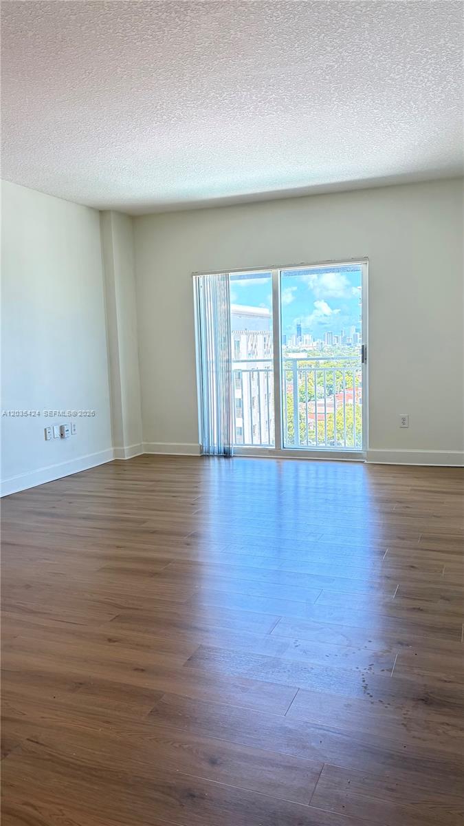 50 Menores Avenue 807 Property Photo 8