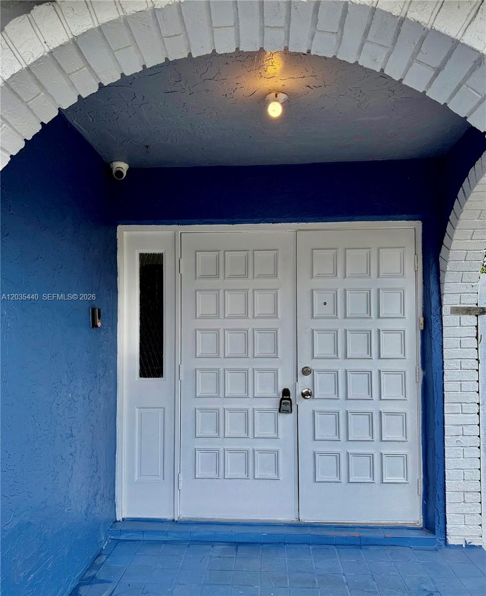 6182 Sw 4th Street Property Photo 5