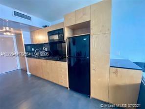 19201 Collins Avenue 939 Property Photo 9