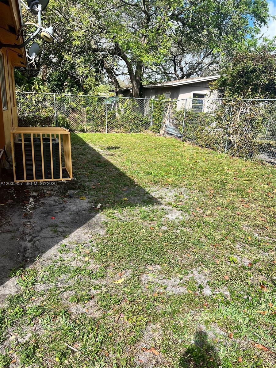 789 Nw 55th Terrace B Property Photo 11