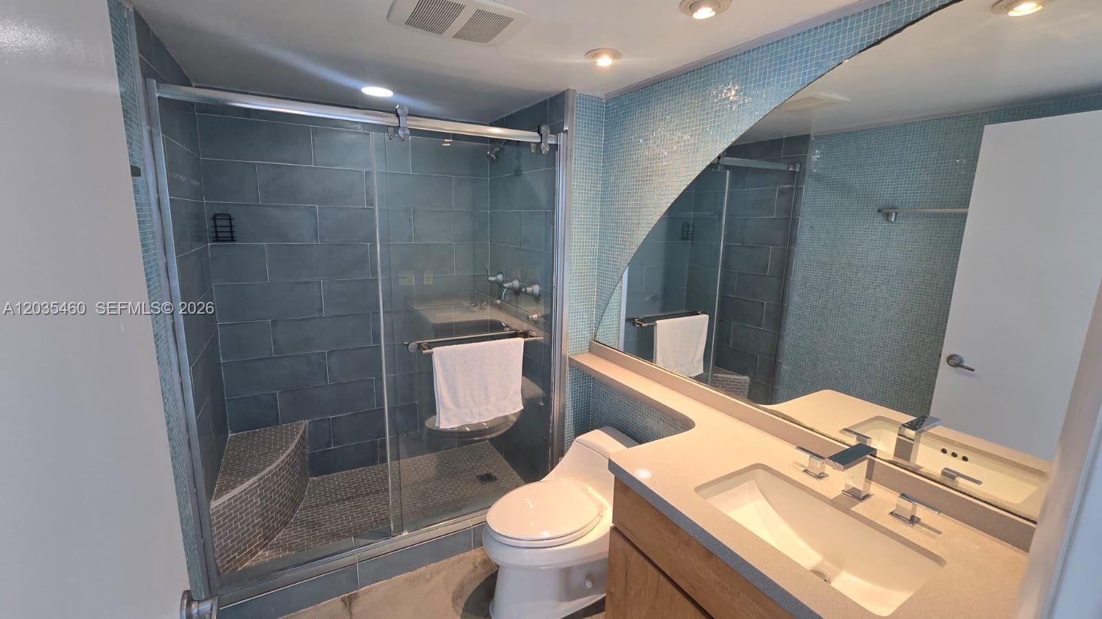 1155 Brickell Bay Drive 2507 Property Photo 10