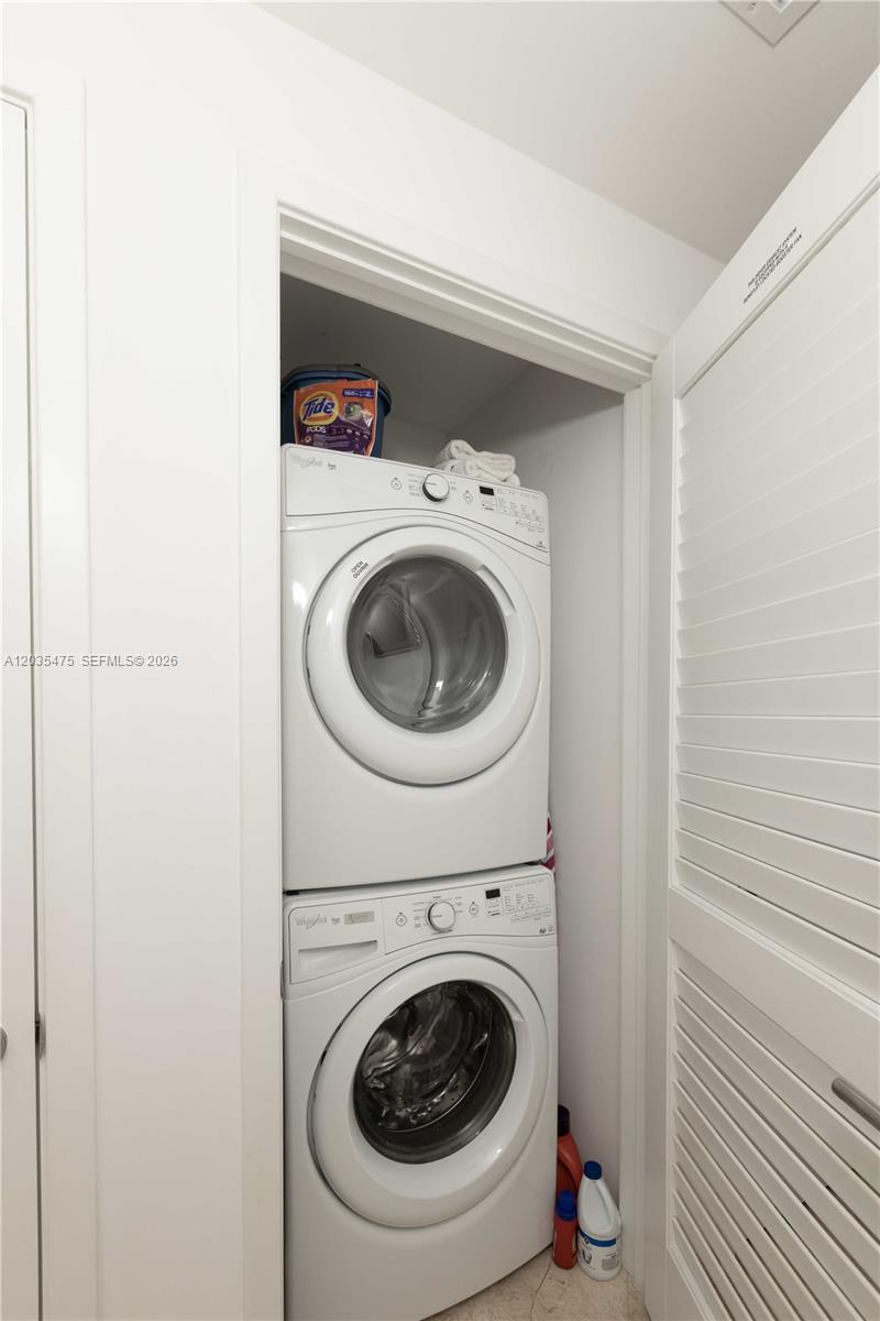 68 Se 6th Street 1611 Property Photo 25