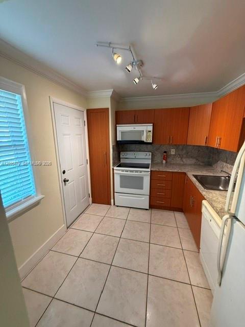 1501 Ne 191st Street C107 Property Photo 8