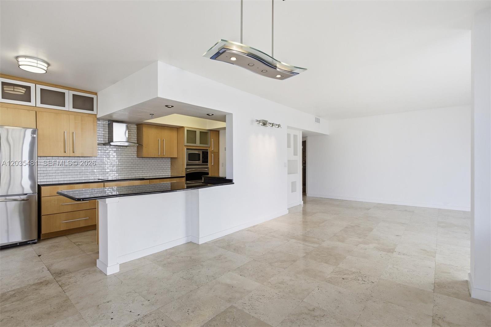 520 Se Brickell Key Drive A1615 Property Photo 13