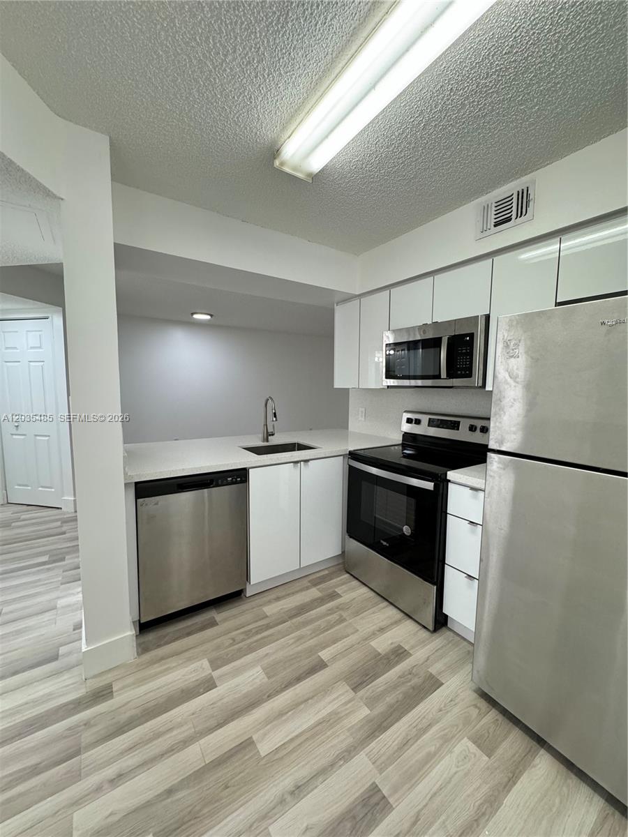 A12035485 Property Photo 2