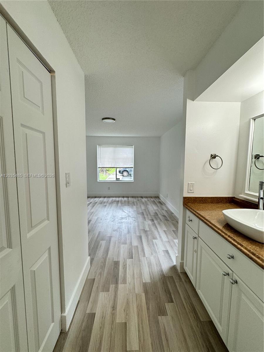 A12035485 Property Photo 9