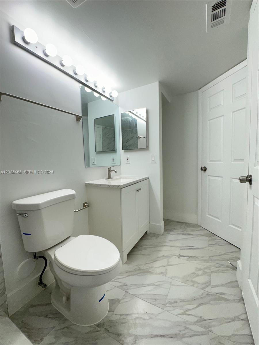 A12035485 Property Photo 13