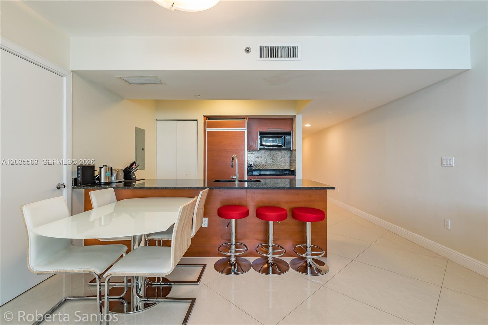 1830 S Ocean Drive 2410 Property Photo 8