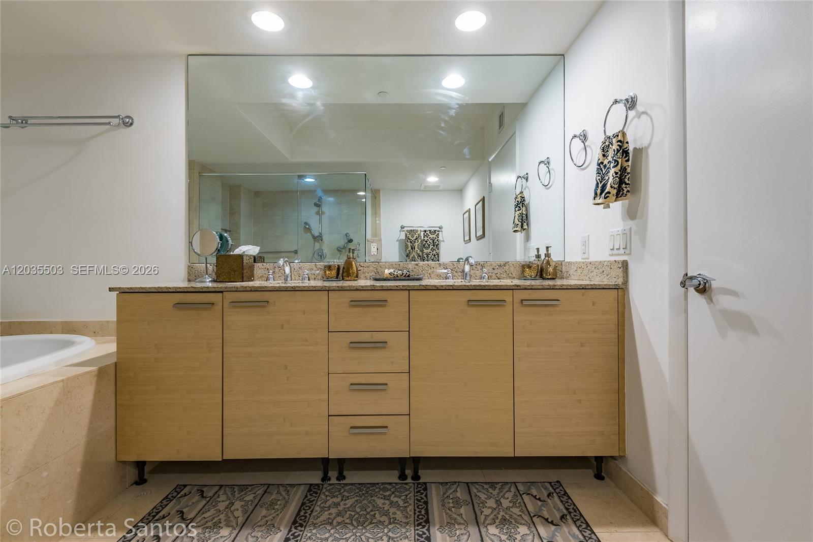 1830 S Ocean Drive 2410 Property Photo 16