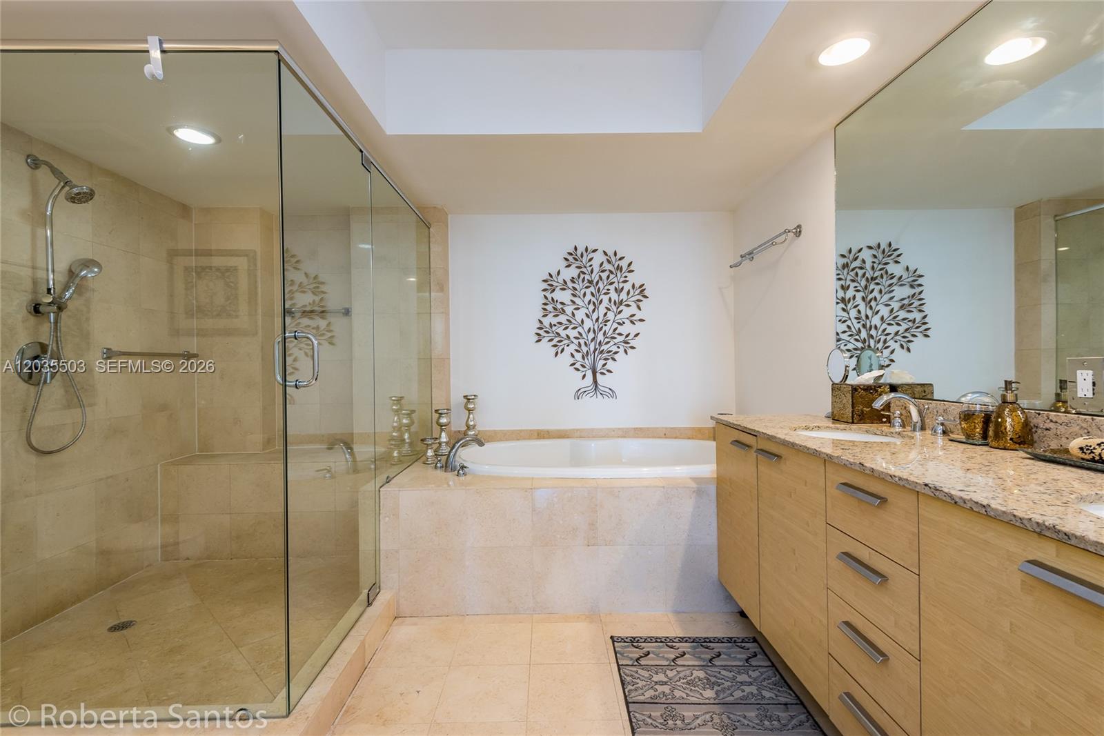 1830 S Ocean Drive 2410 Property Photo 17