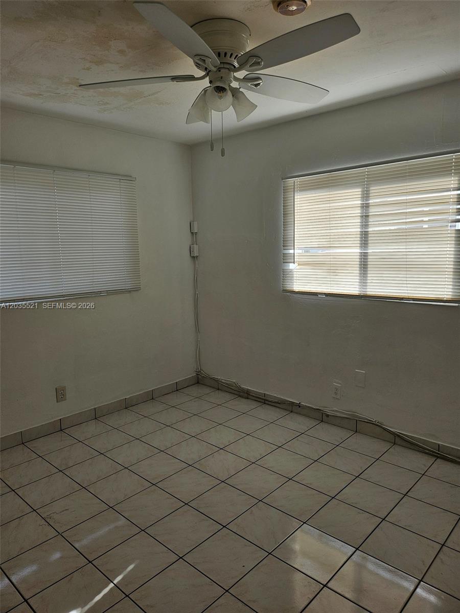 709 Ne 4th Court 6 Property Photo 16