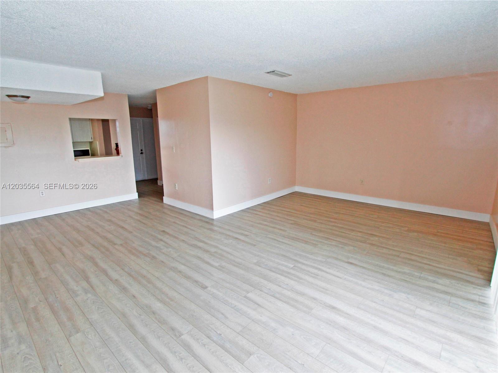 9351 Fontainebleau Boulevard B403 Property Photo 4