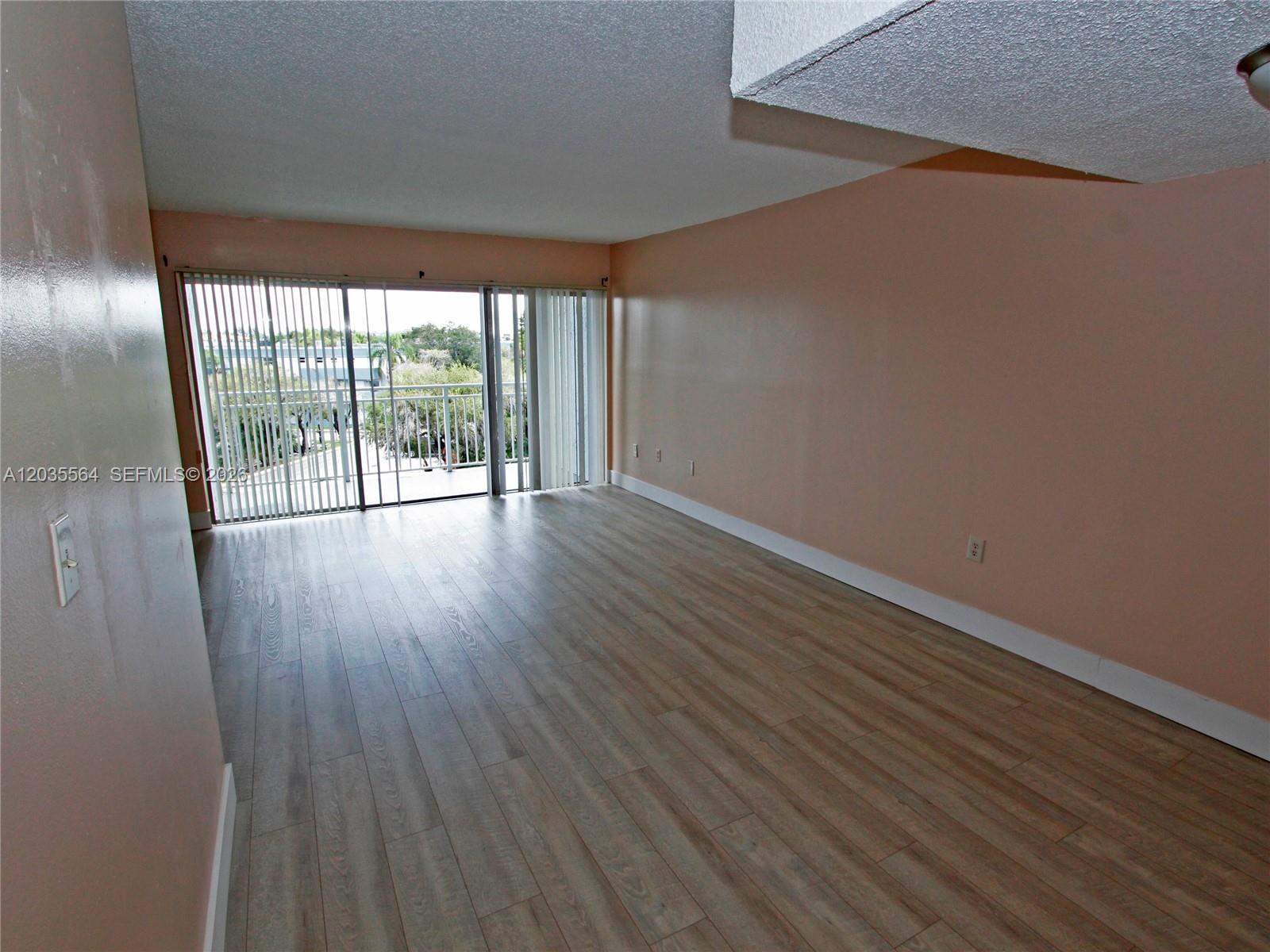 9351 Fontainebleau Boulevard B403 Property Photo 5