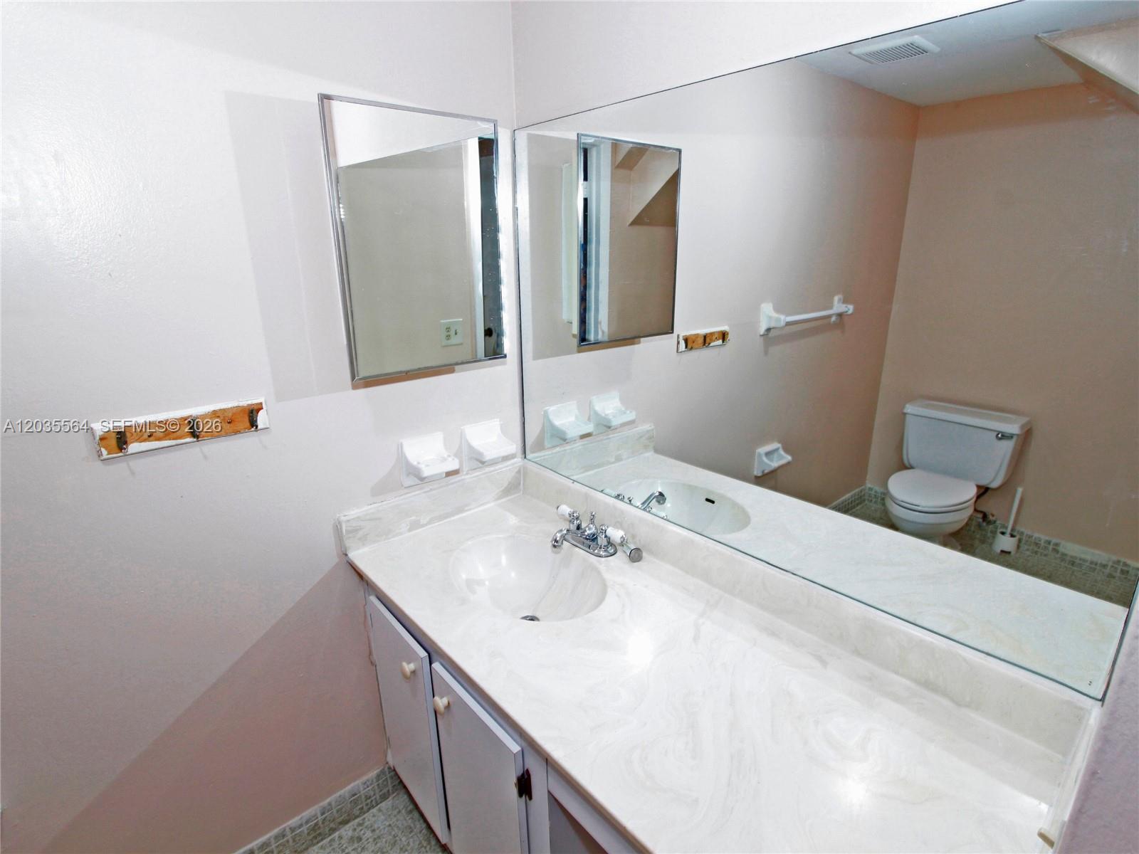 9351 Fontainebleau Boulevard B403 Property Photo 16